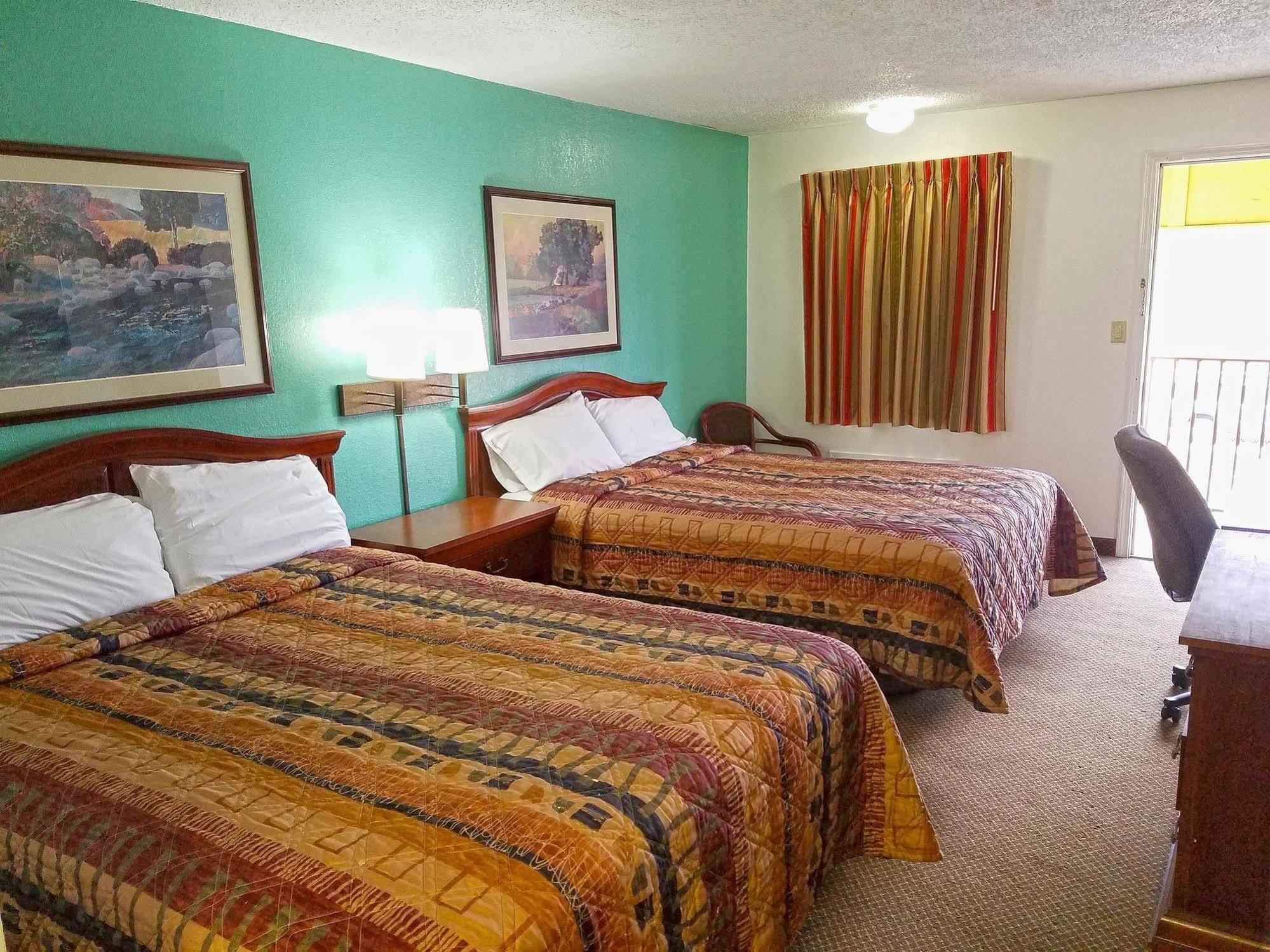 Indy Southwestern Inn-South Indianapolis Exterior photo